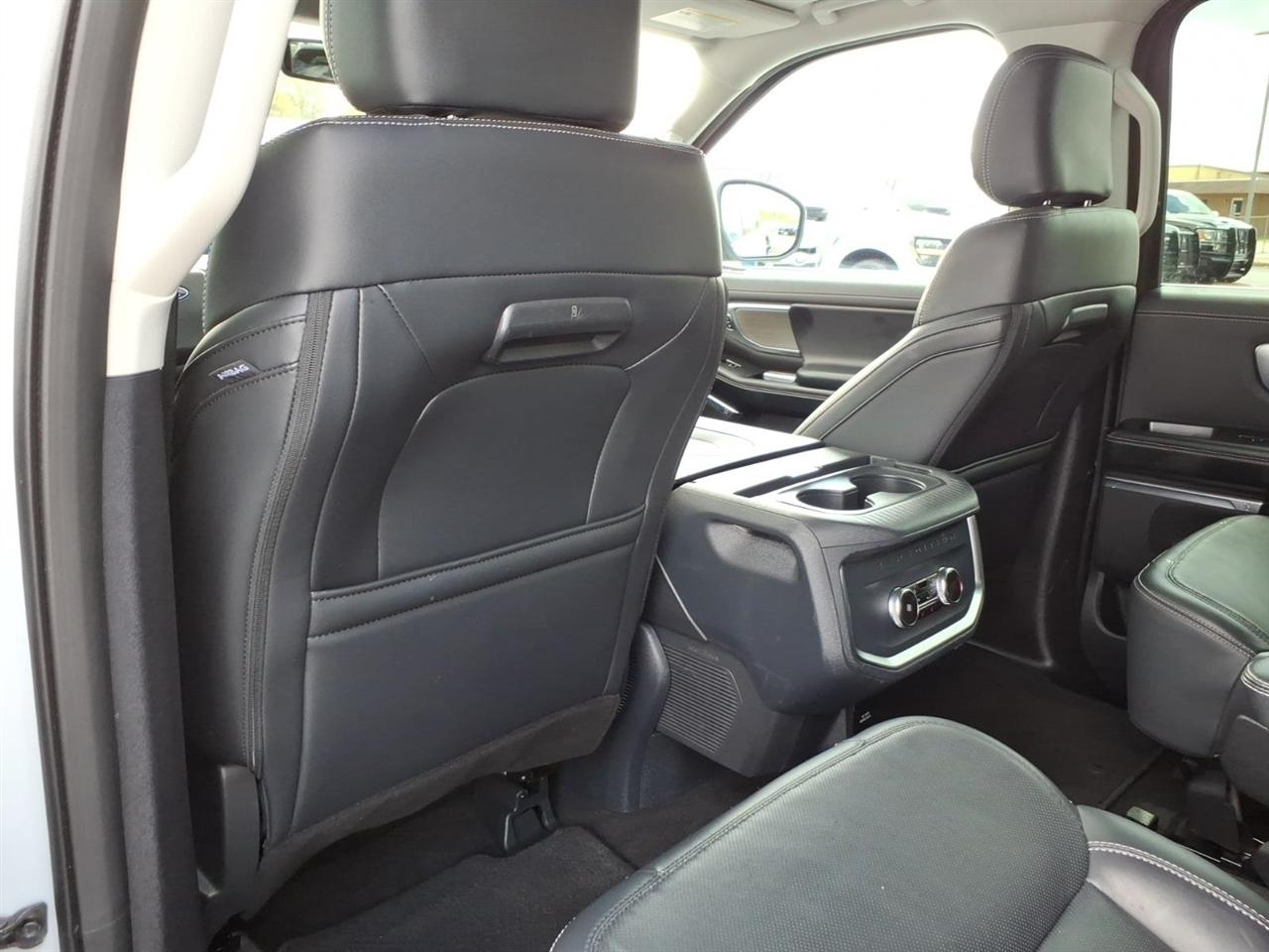 Ford Expedition  2025