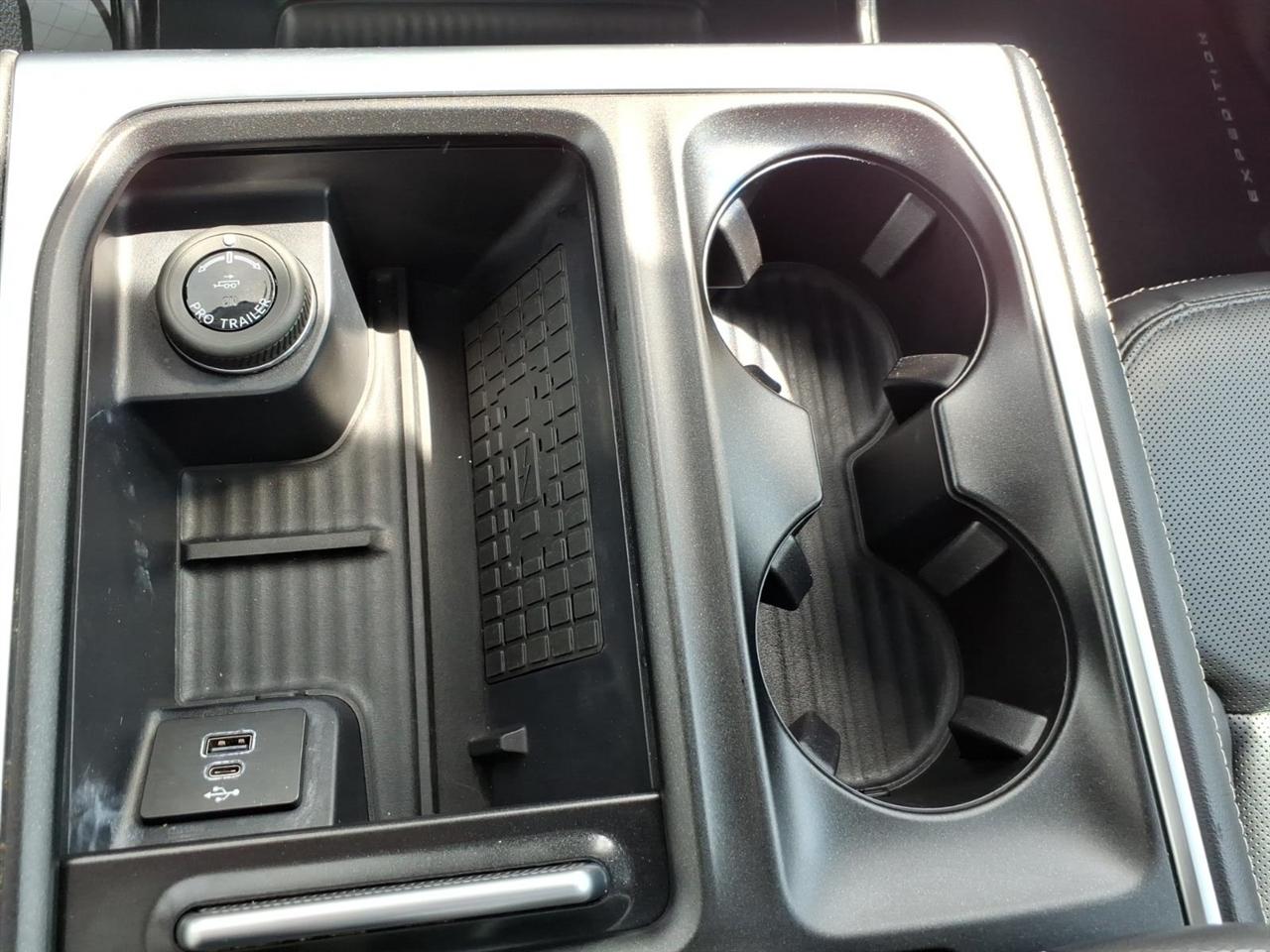 Ford Expedition  2025