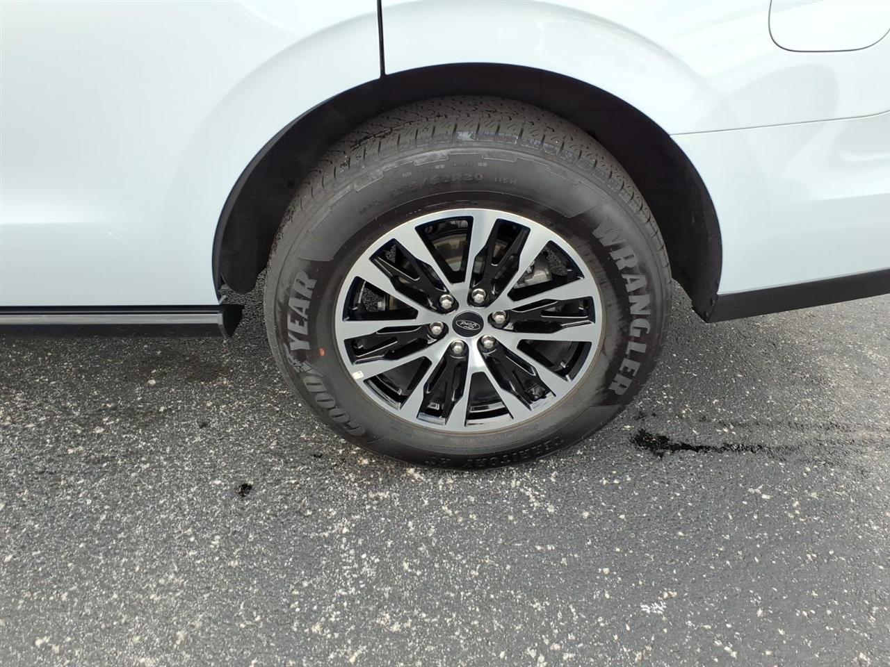 Ford Expedition  2025