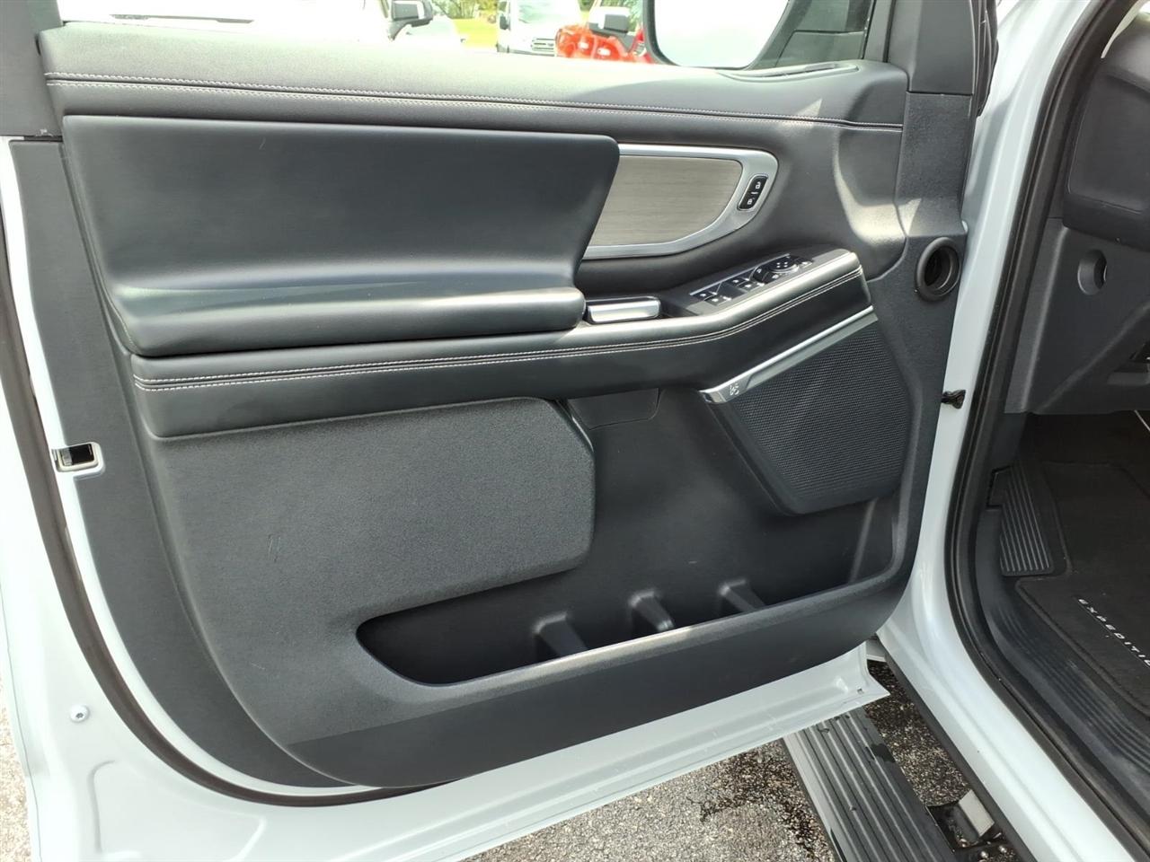 Ford Expedition  2025