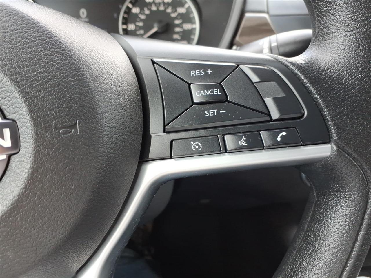 Nissan Altima  2025