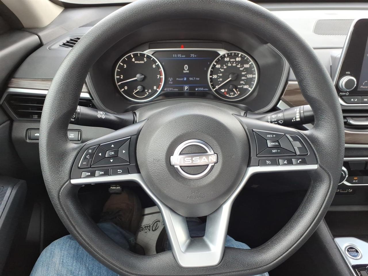 Nissan Altima  2025
