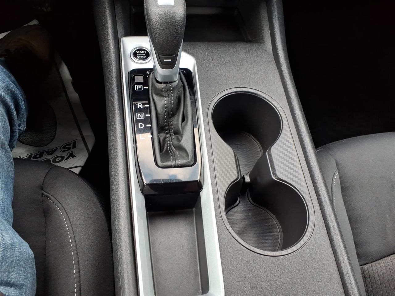 Nissan Altima  2025