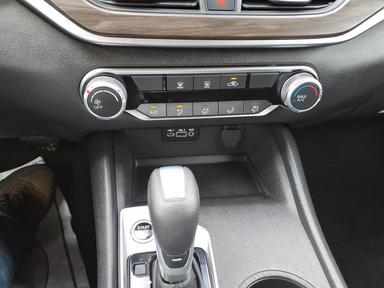 Nissan Altima  2025