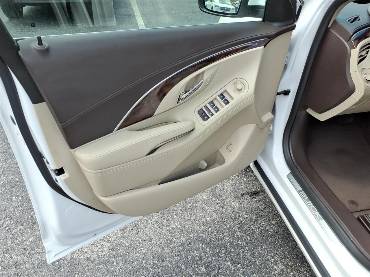 Buick LaCrosse  2015