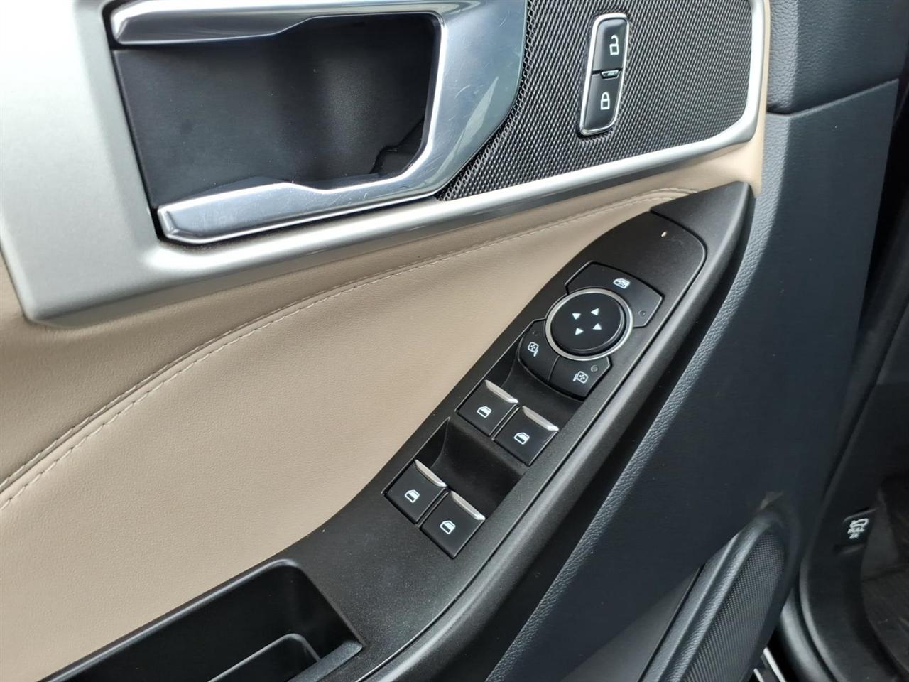 Ford Explorer  2020