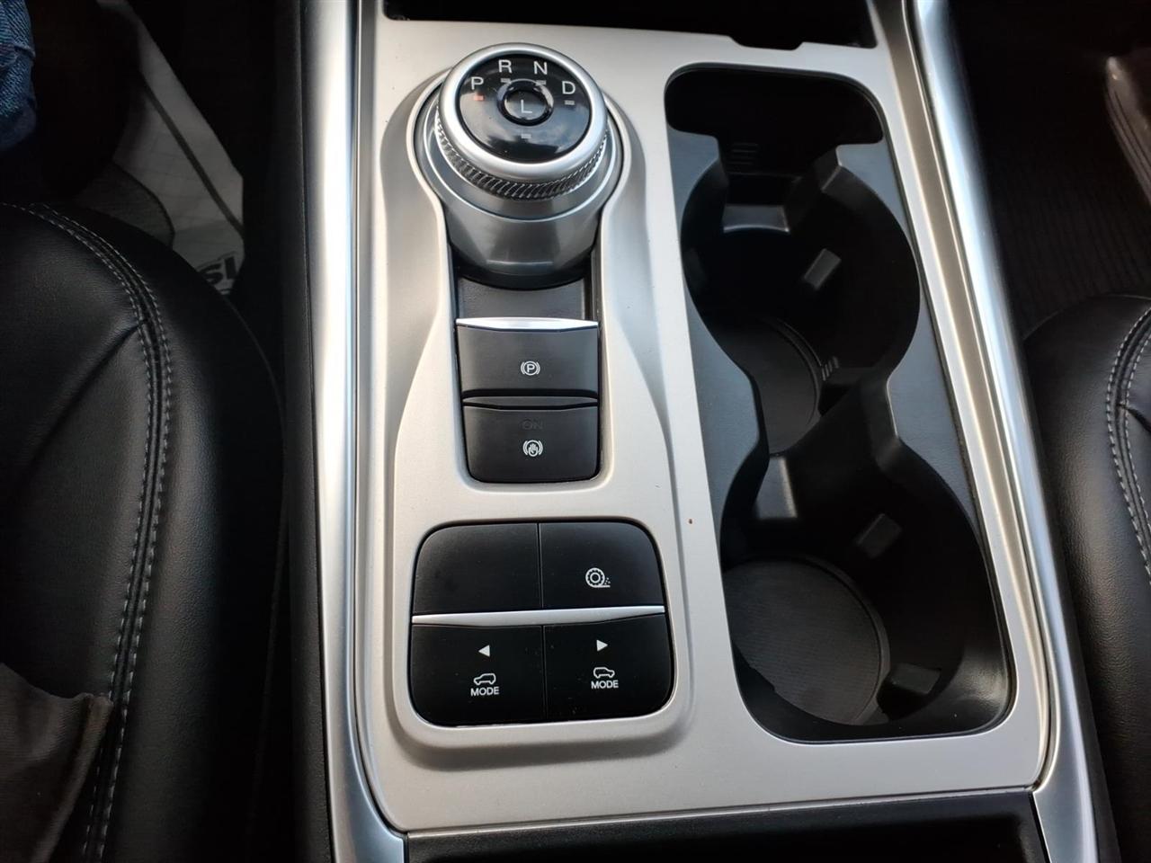 Ford Explorer  2023