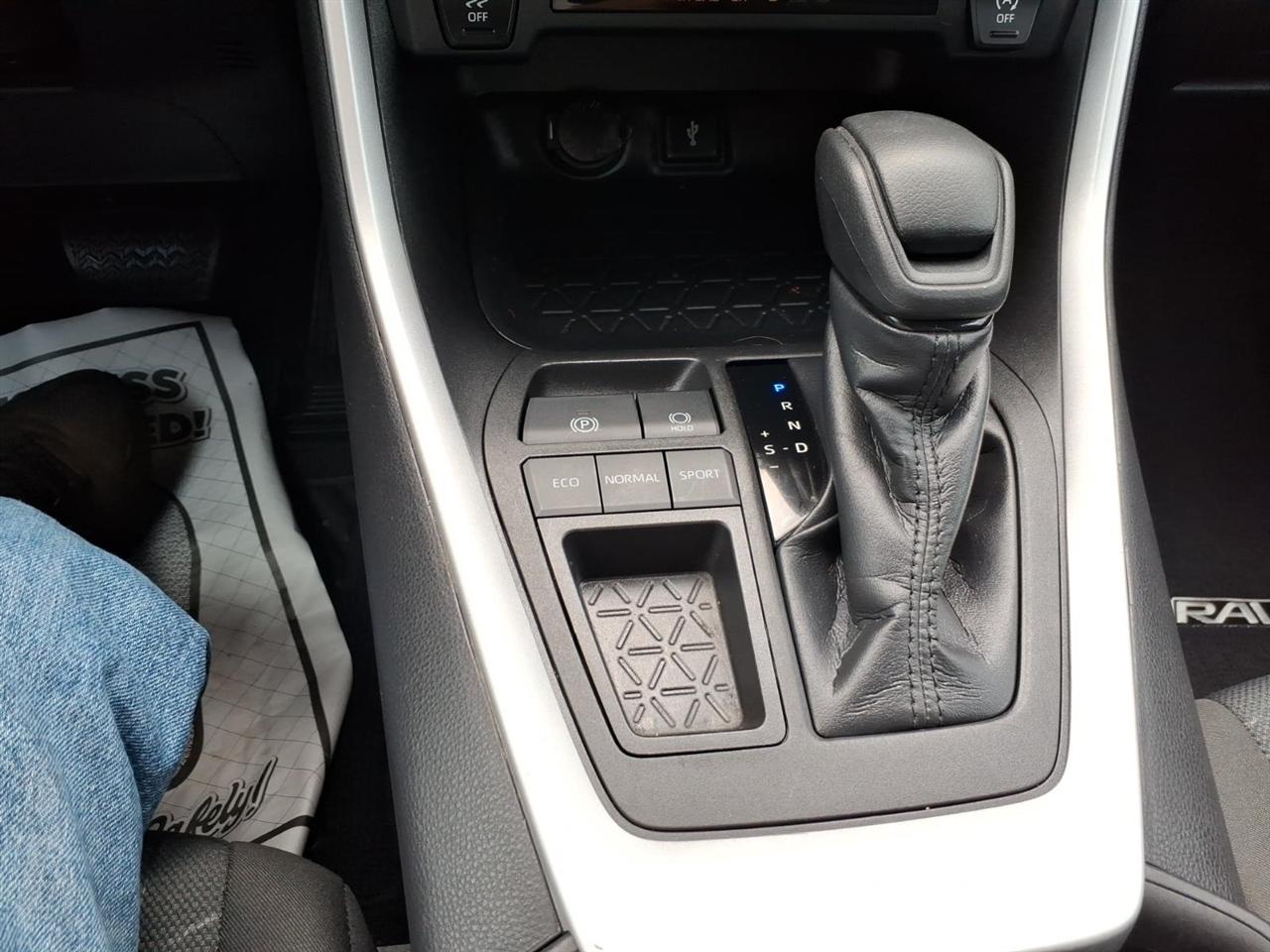 Toyota RAV4  2022