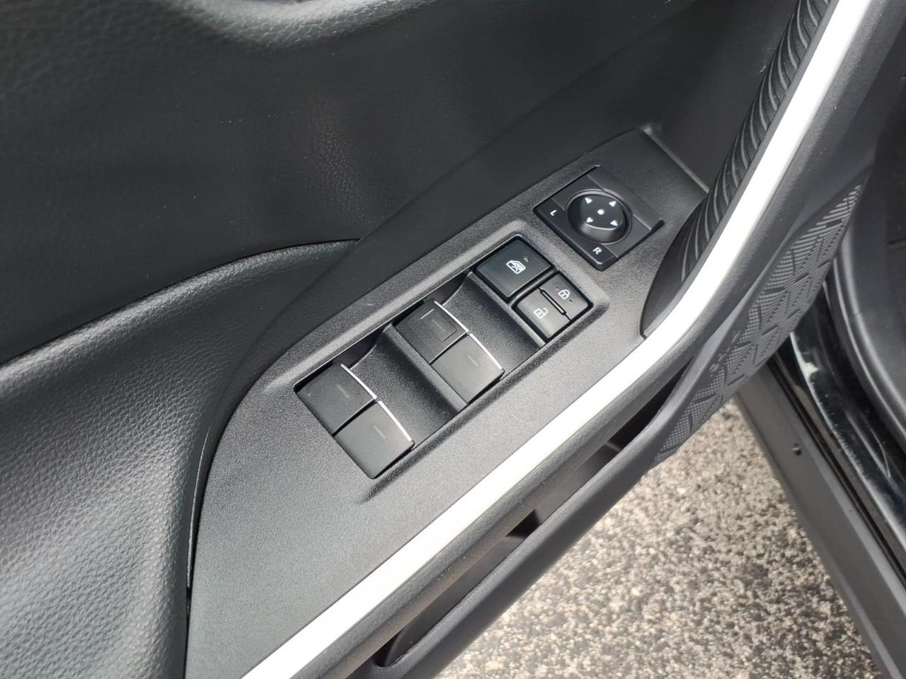 Toyota RAV4  2022