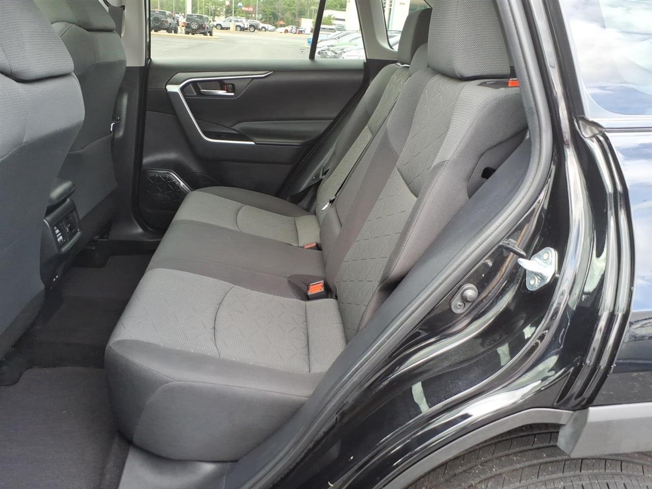 Toyota RAV4  2022