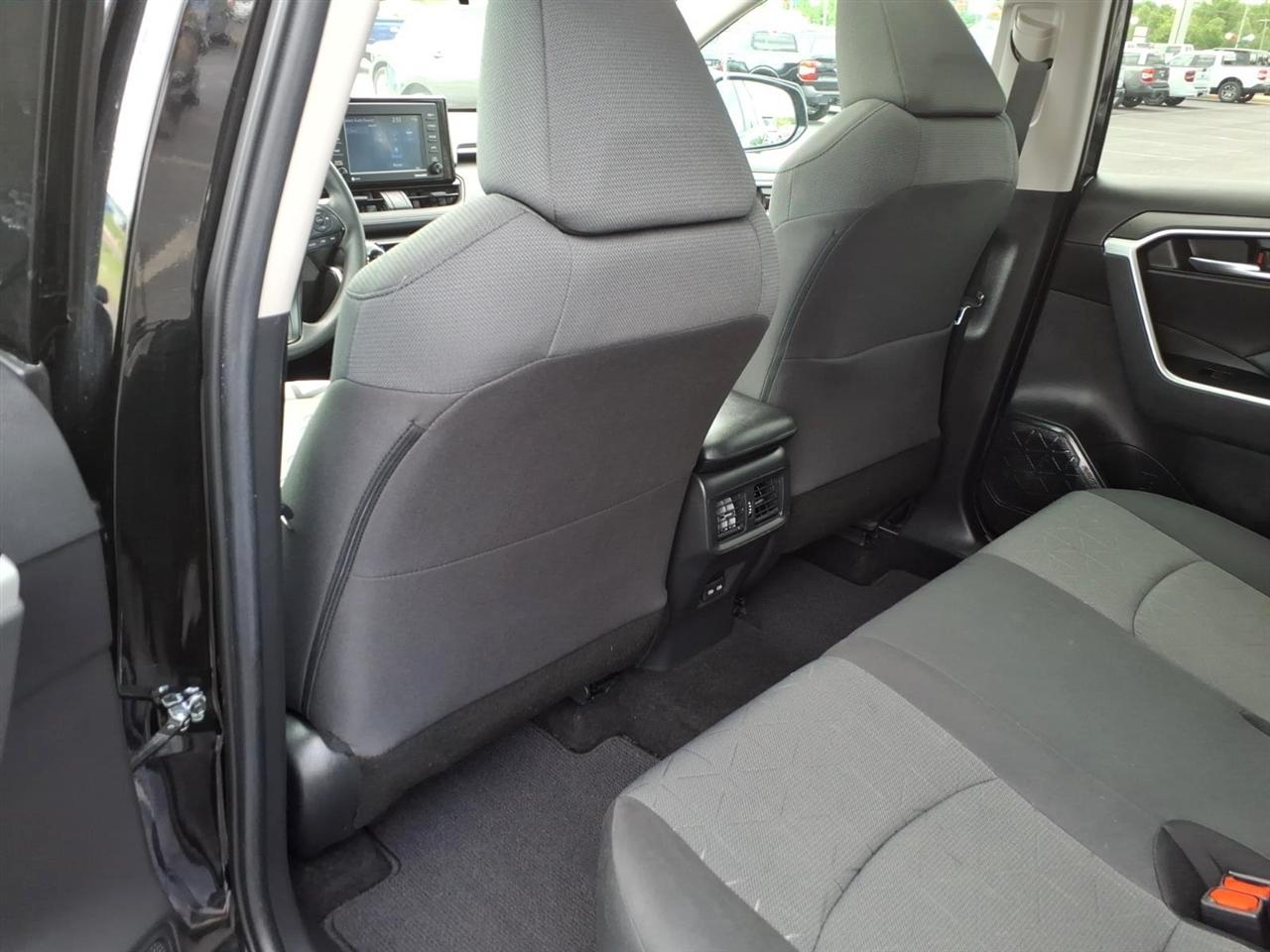 Toyota RAV4  2022