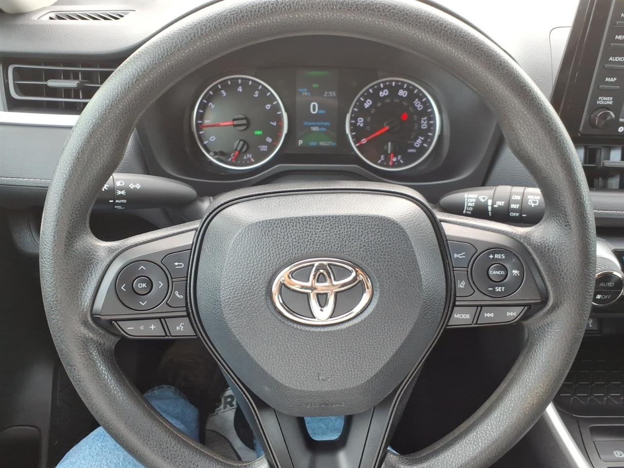 Toyota RAV4  2022
