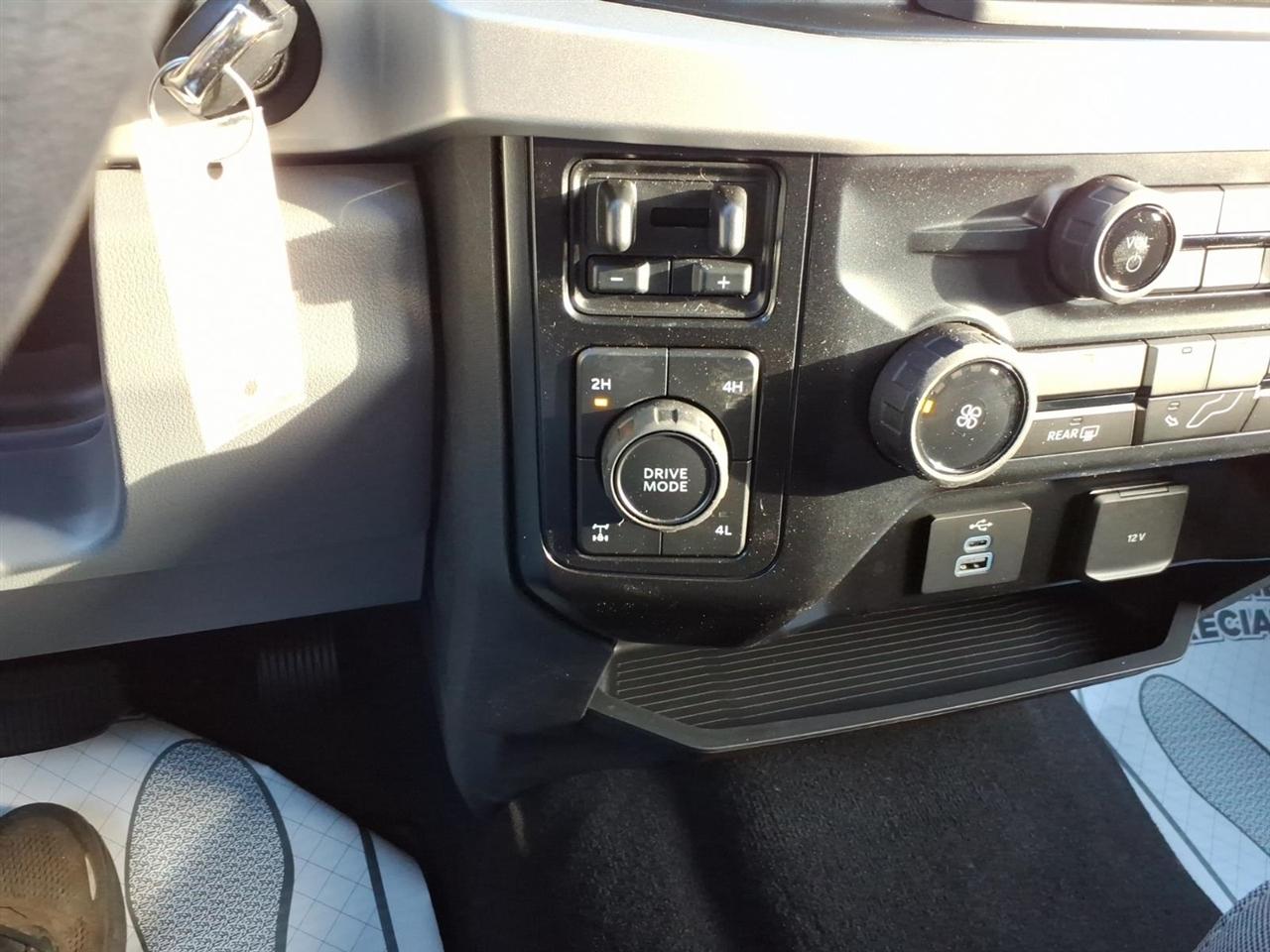 Ford Super Duty F-250 SRW  2026