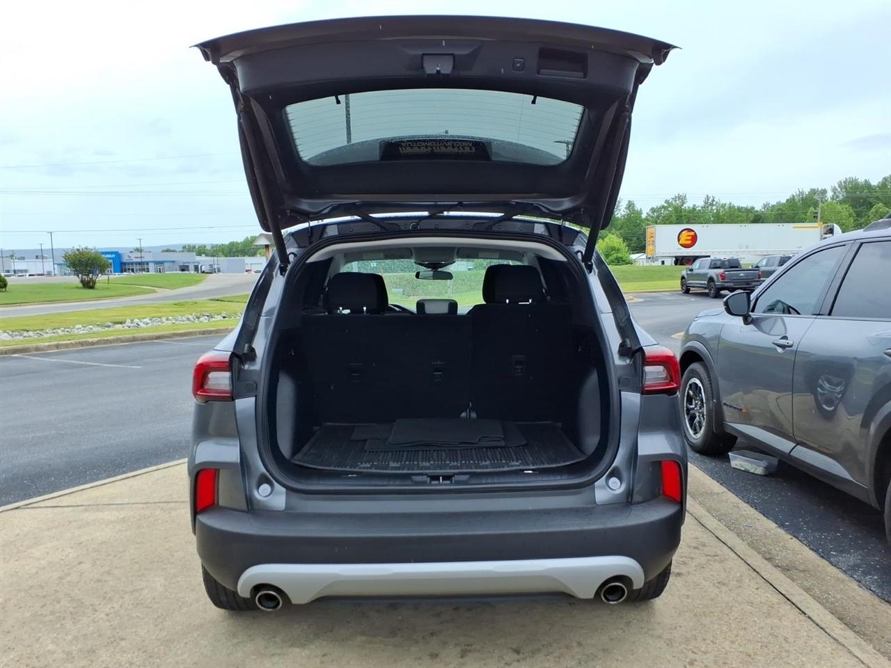 Ford Escape  2023