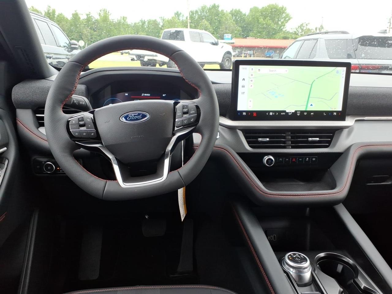 Ford Explorer  2026