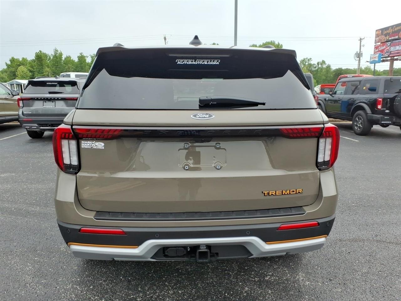 Ford Explorer  2026