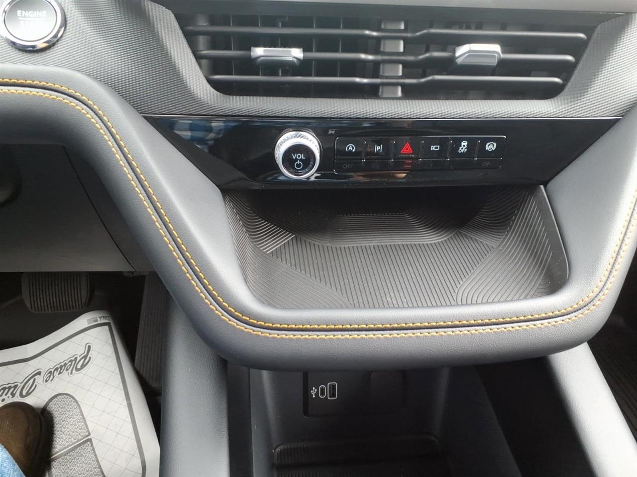 Ford Explorer  2026