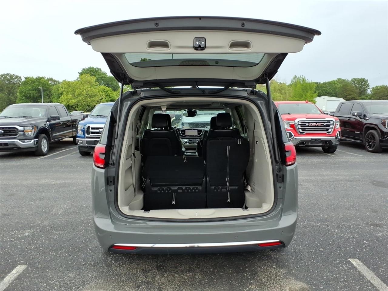 Chrysler Pacifica  2023