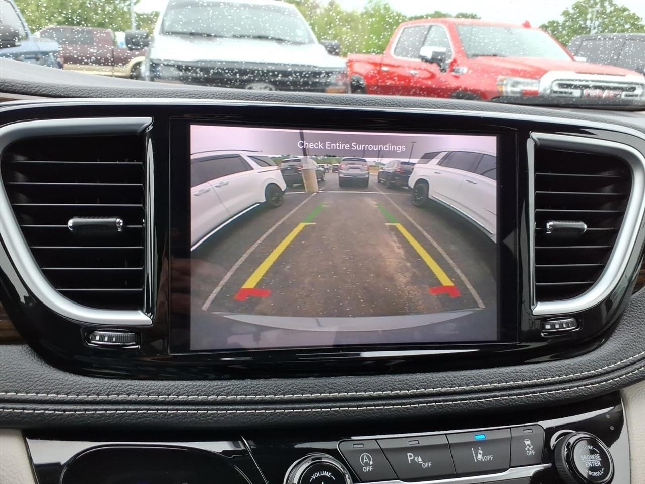 Chrysler Pacifica  2023