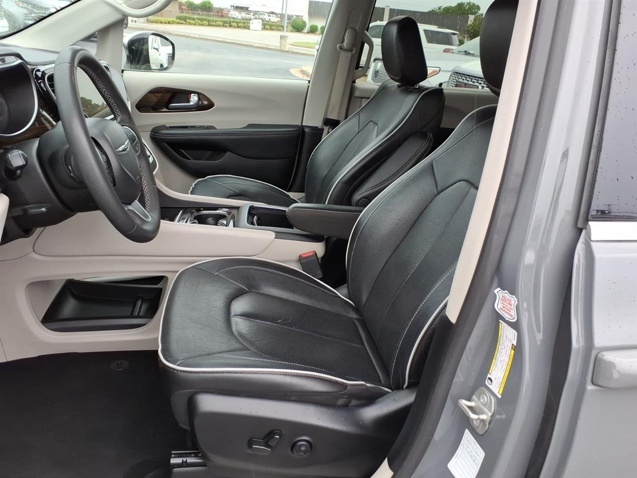 Chrysler Pacifica  2023