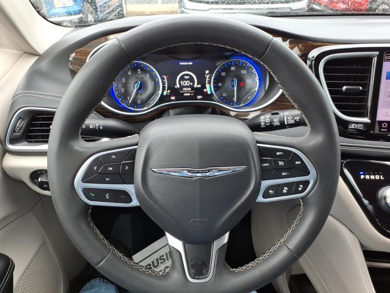 Chrysler Pacifica  2023