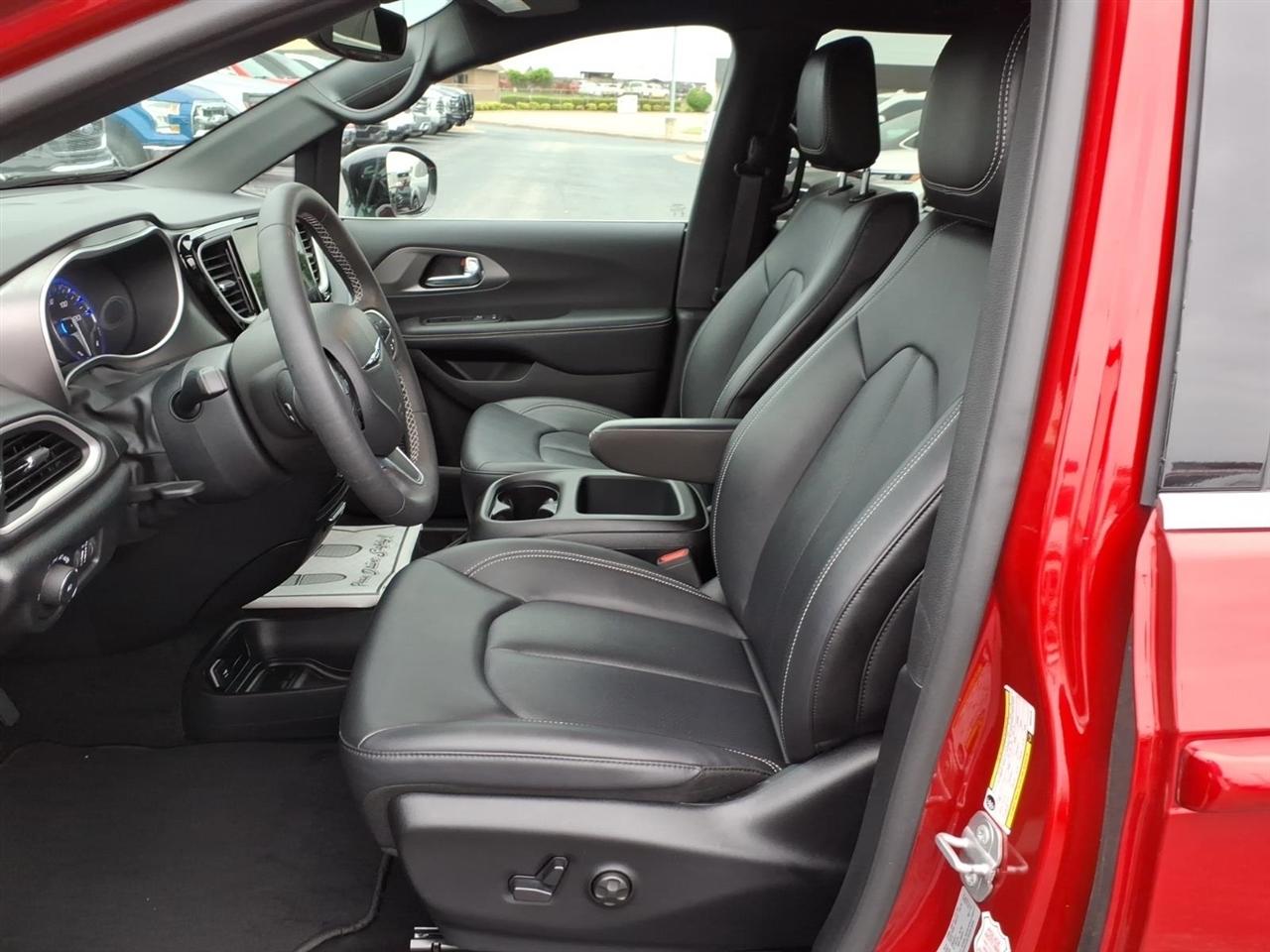 Chrysler Pacifica  2025