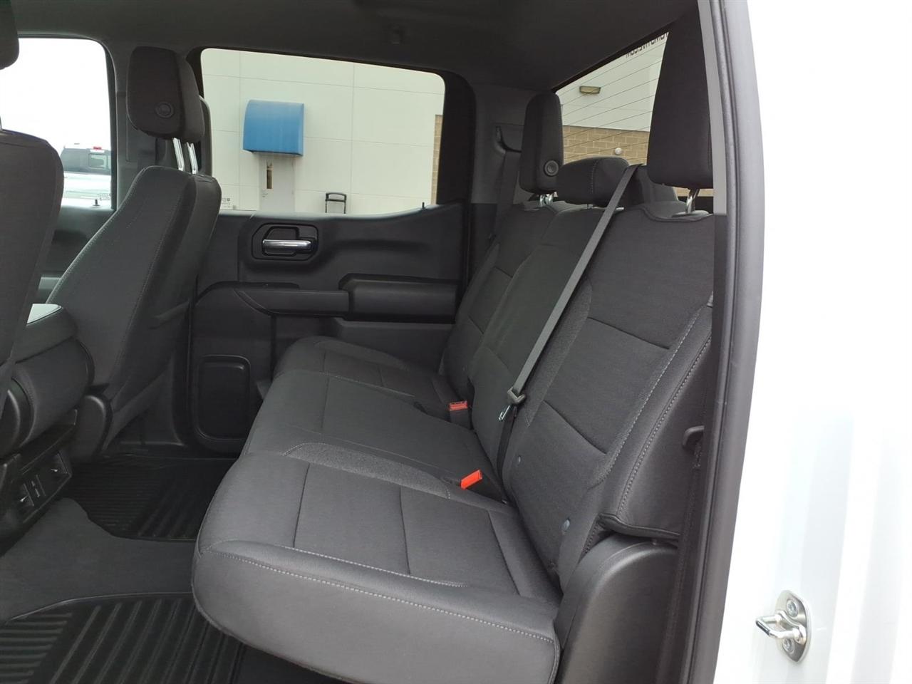 Chevrolet Silverado 1500  2025