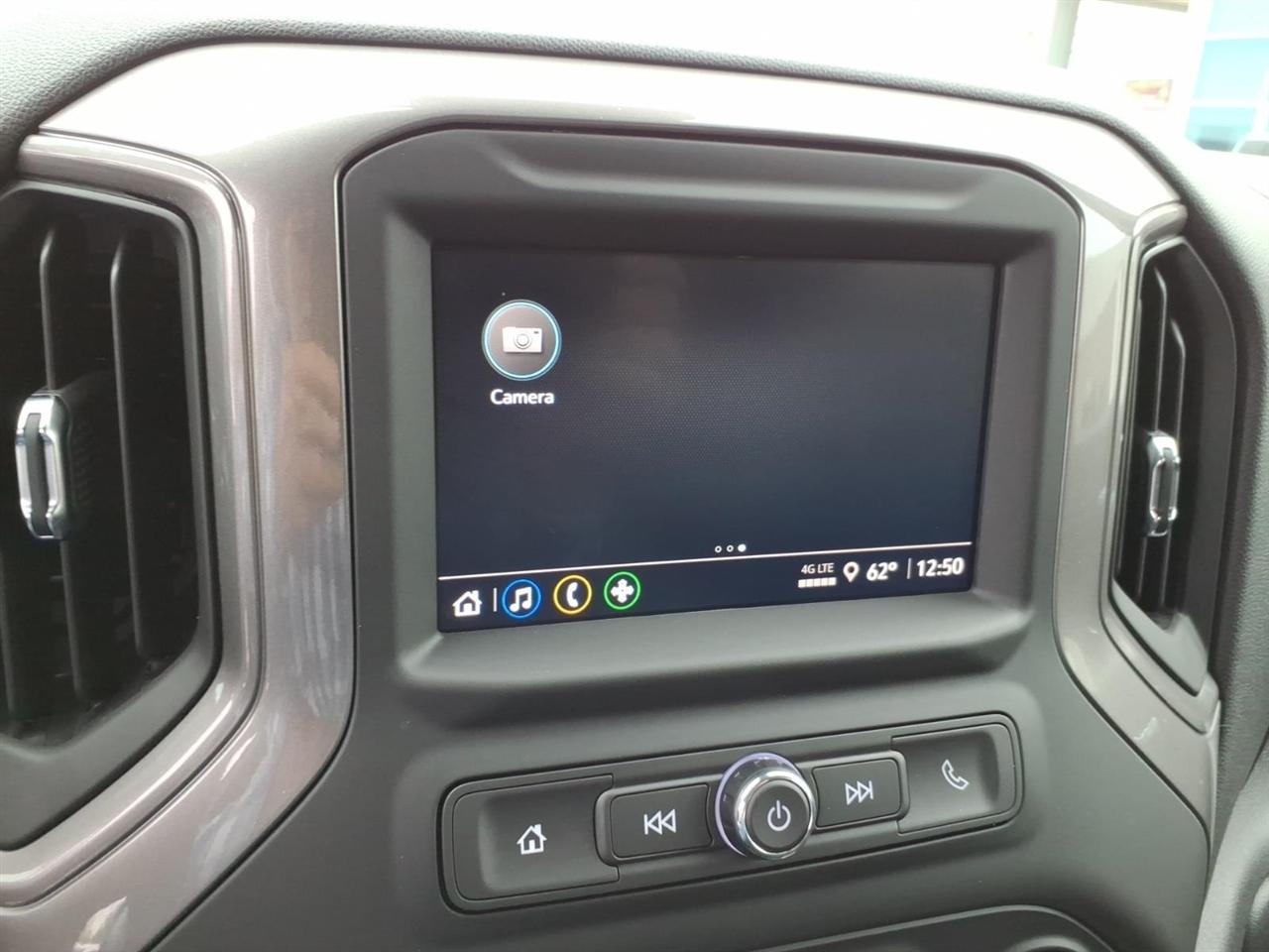 Chevrolet Silverado 1500  2025