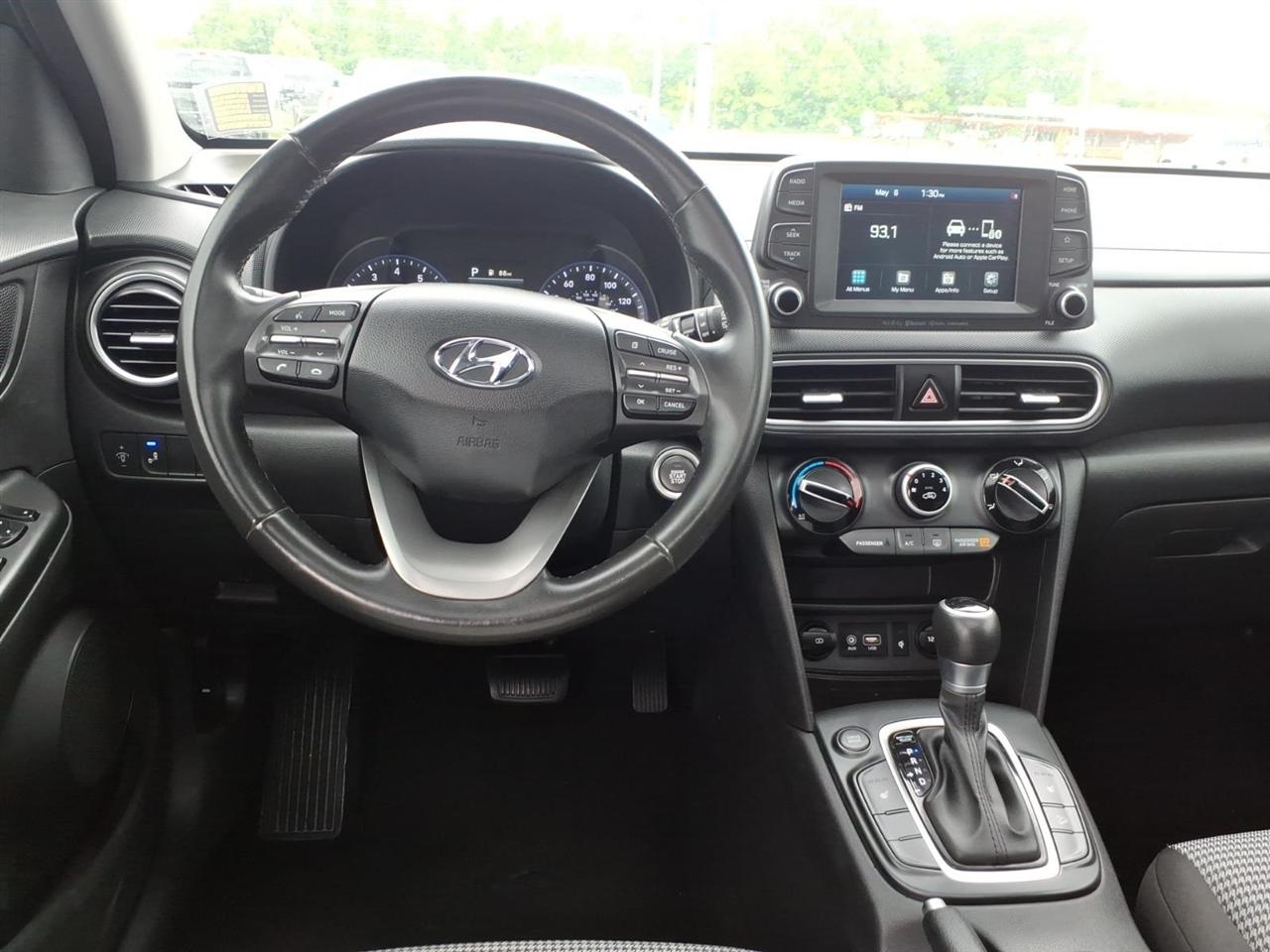 Hyundai Kona  2021