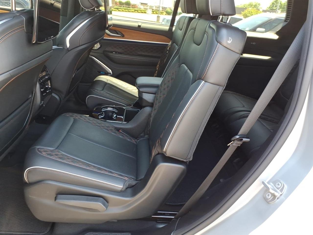 Jeep Grand Cherokee L  2023