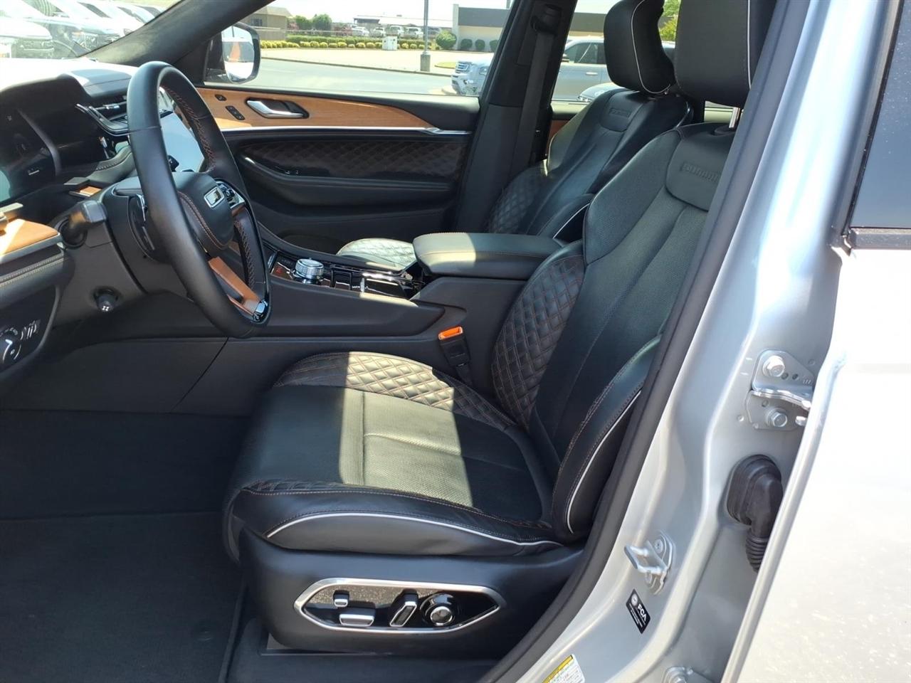 Jeep Grand Cherokee L  2023