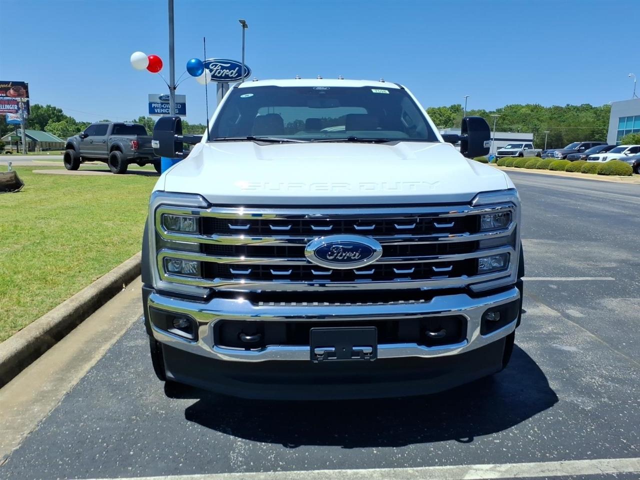 Ford Super Duty F-550 DRW  2026