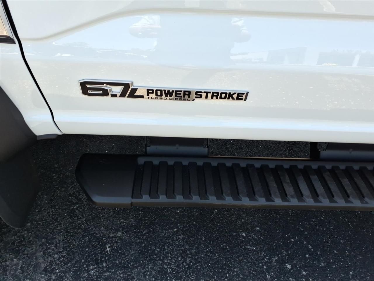 Ford Super Duty F-550 DRW  2026
