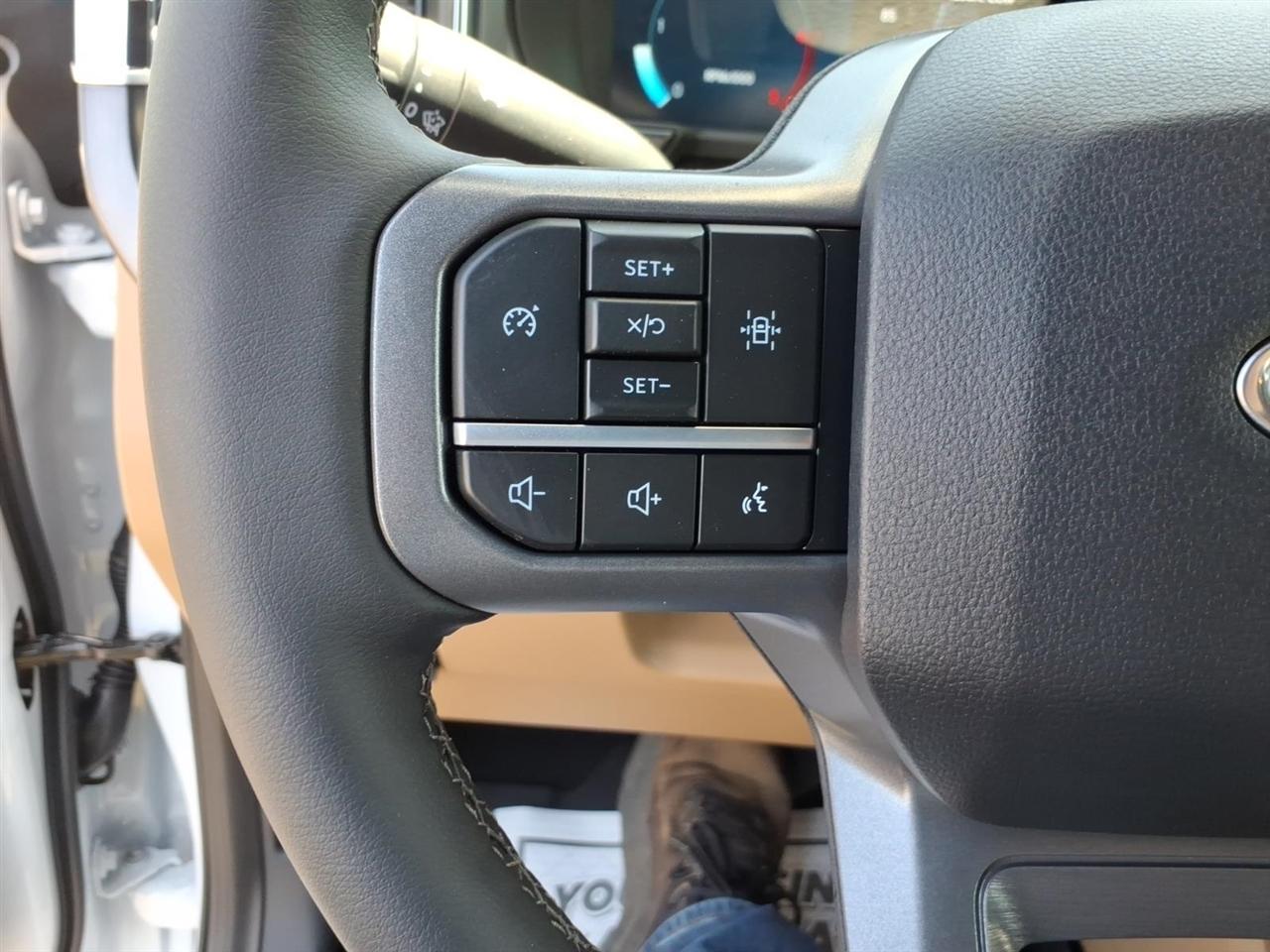 Ford Super Duty F-550 DRW  2026