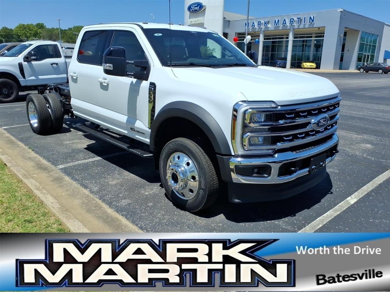 2026 Ford Super Duty F-550 DRW lariat