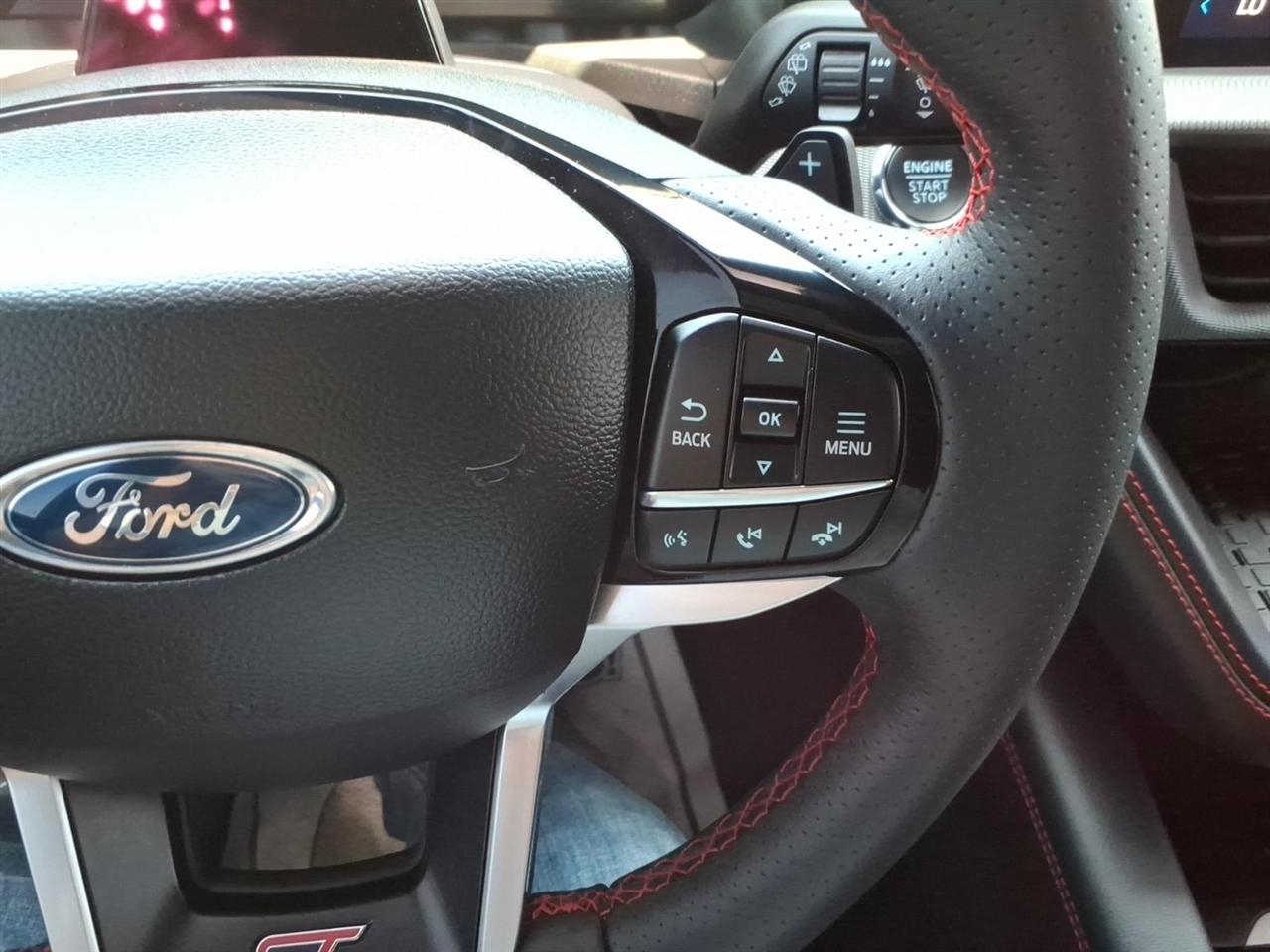 Ford Explorer  2025