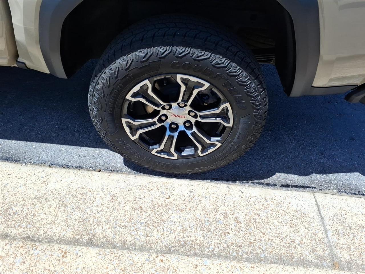 GMC Canyon  2024