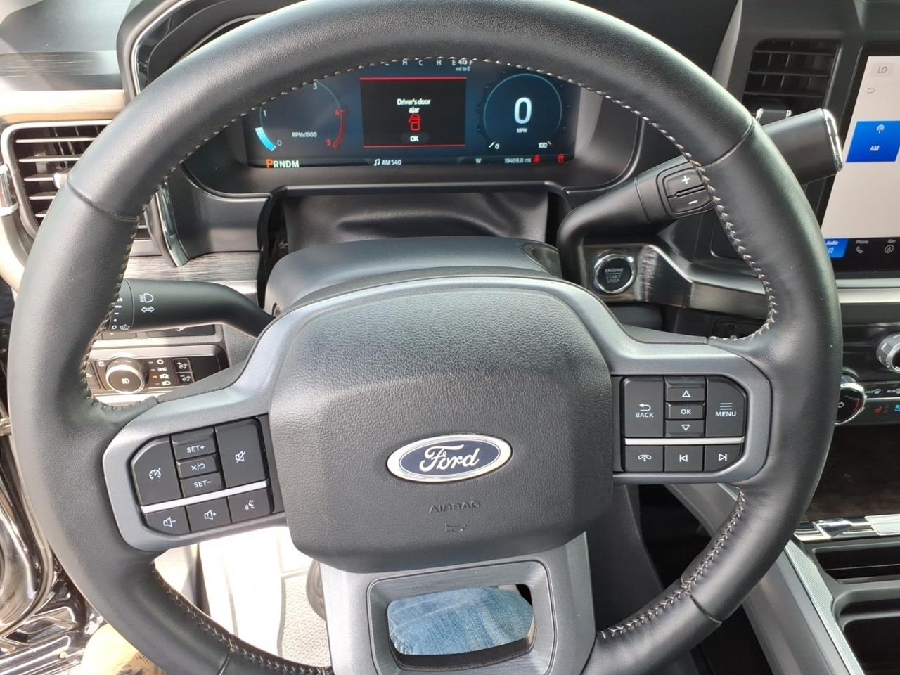 Ford Super Duty F-250 SRW  2024