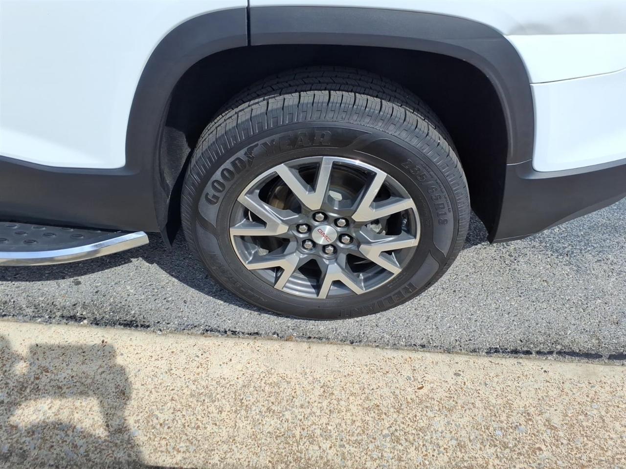 GMC Acadia  2021