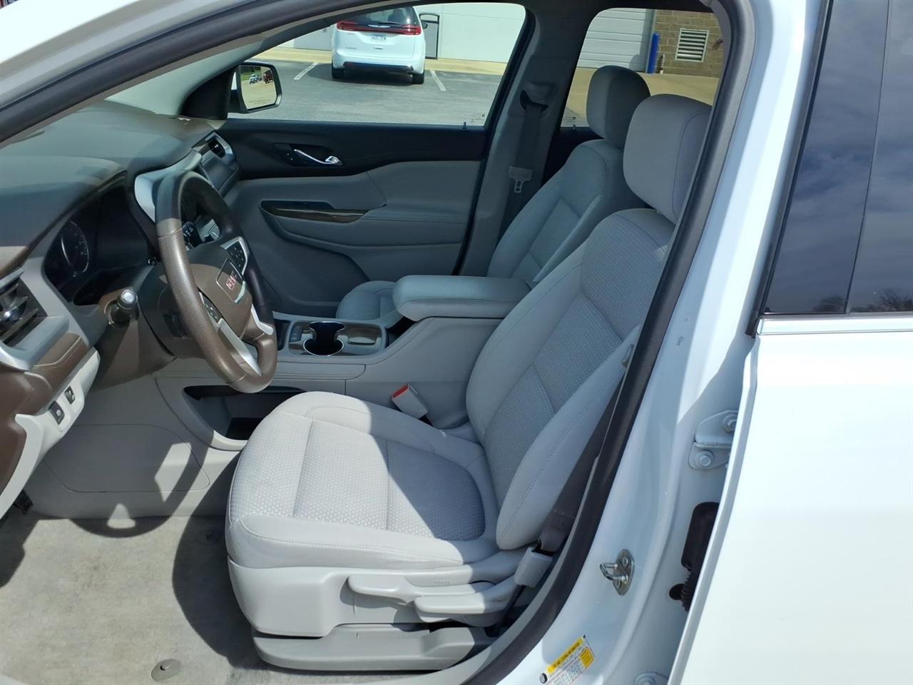 GMC Acadia  2021