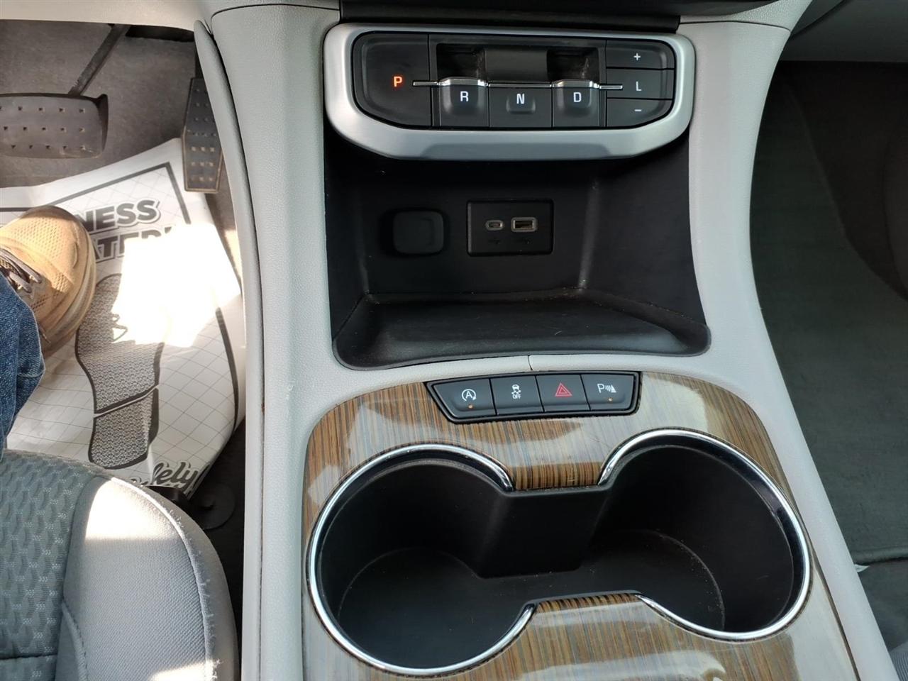 GMC Acadia  2021