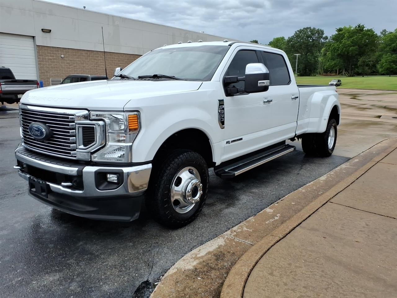 Ford Super Duty F-350 DRW  2022