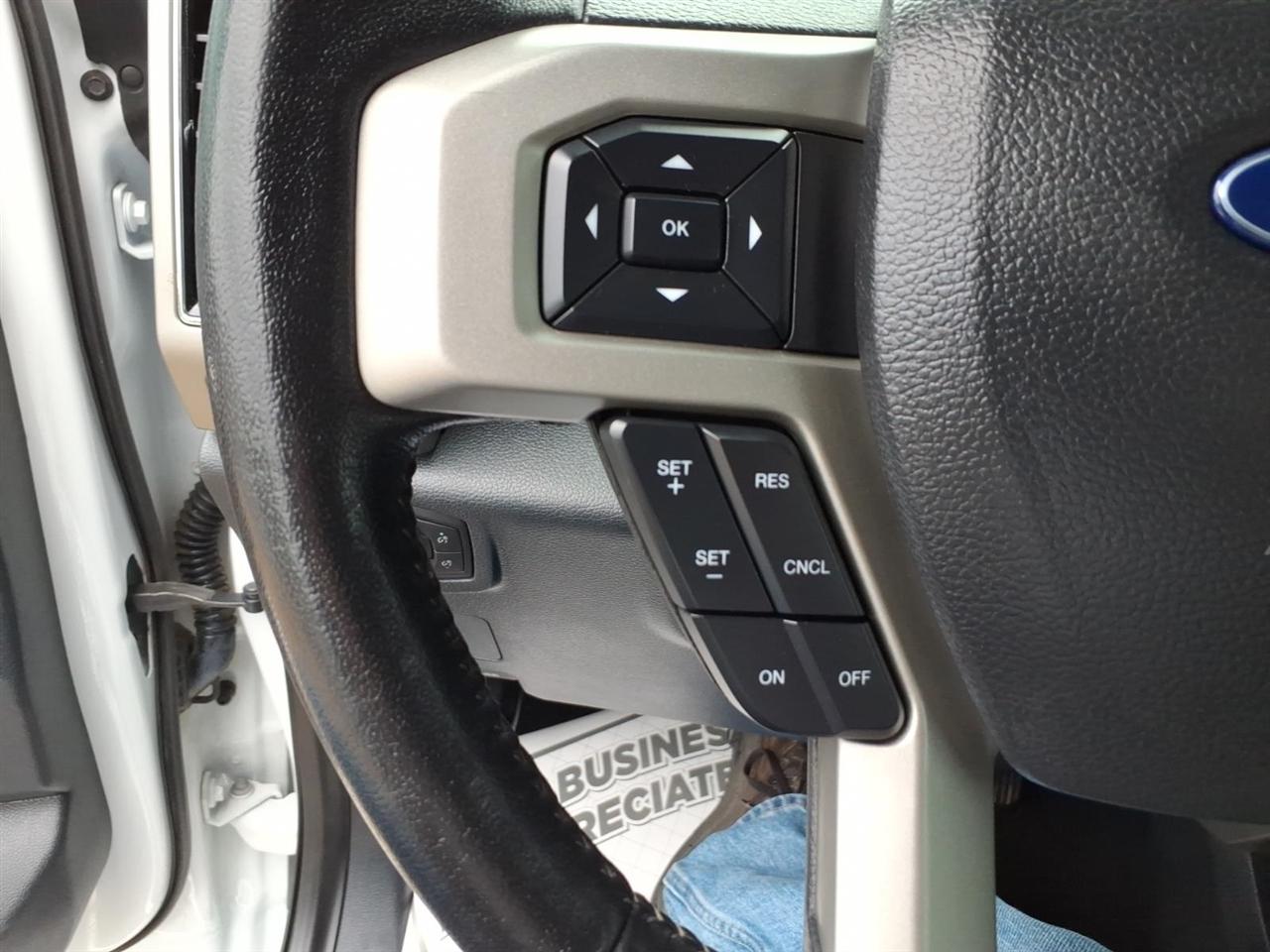 Ford Super Duty F-350 DRW  2022