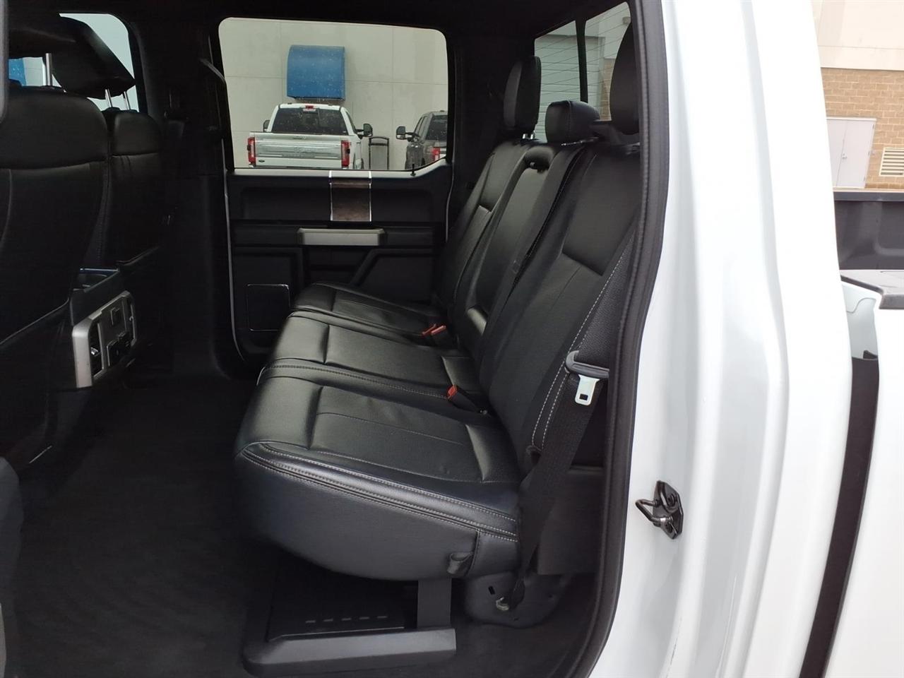 Ford Super Duty F-350 DRW  2022