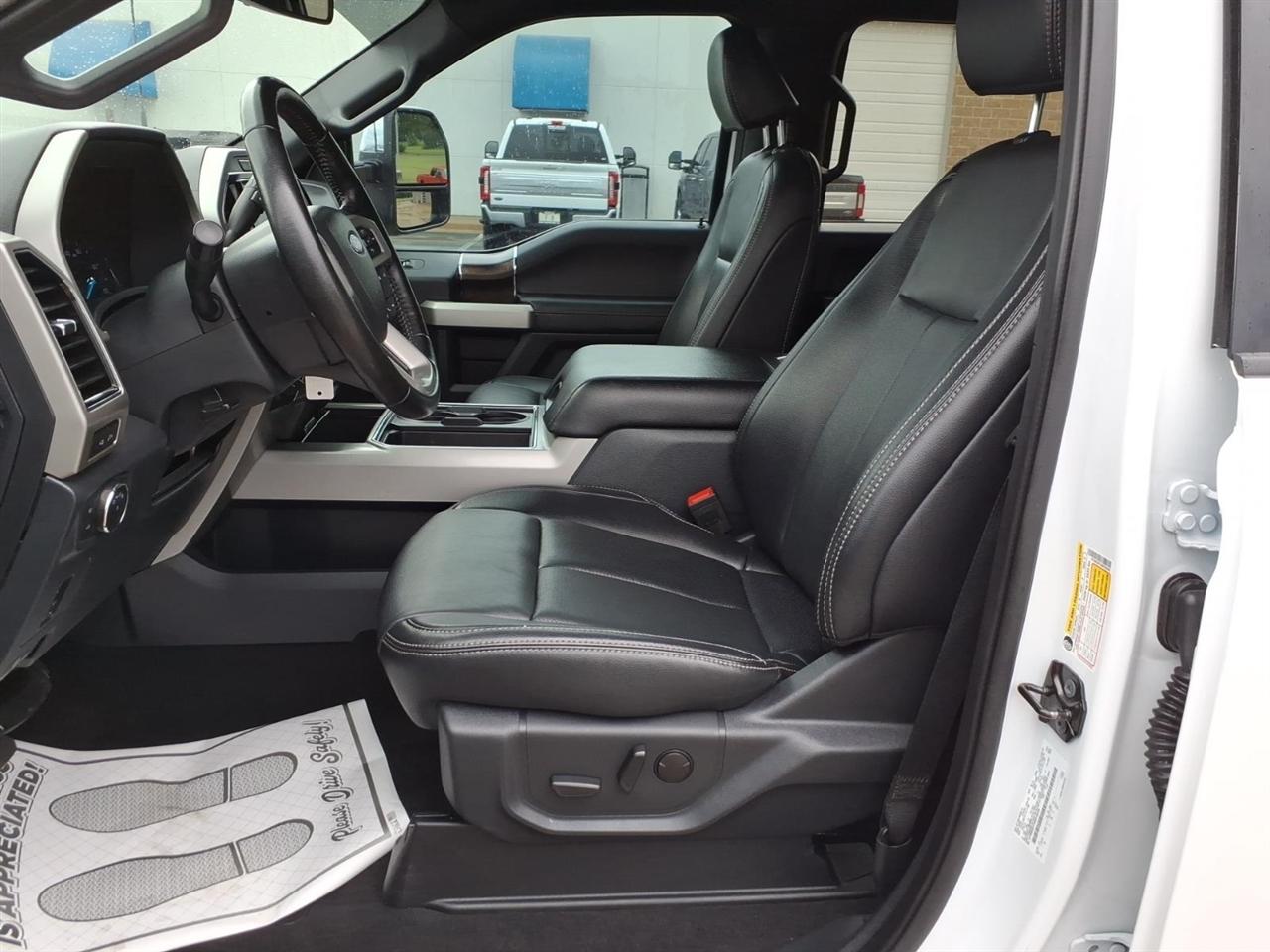 Ford Super Duty F-350 DRW  2022