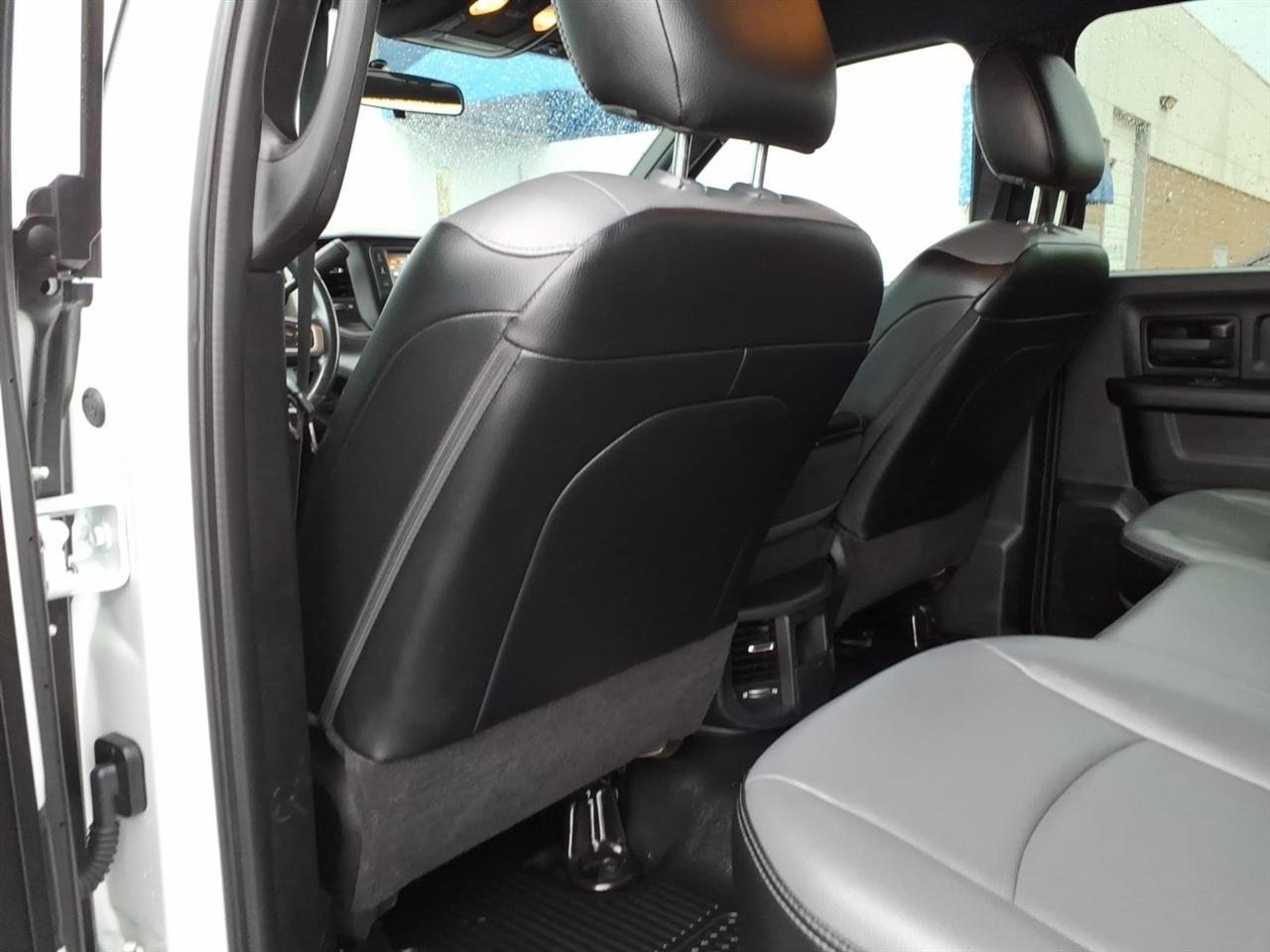 RAM 3500 Chassis Cab  2023