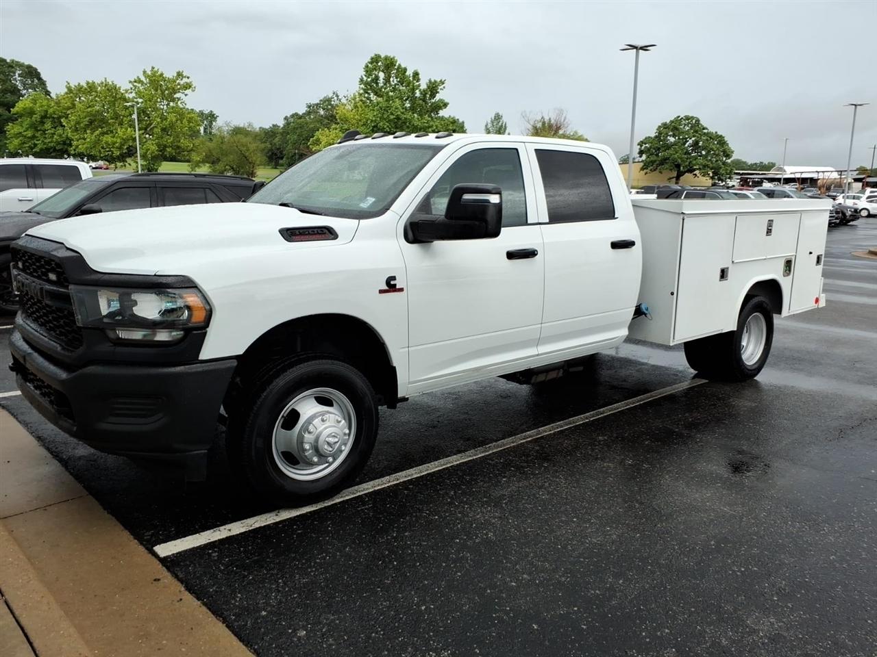 RAM 3500 Chassis Cab  2023
