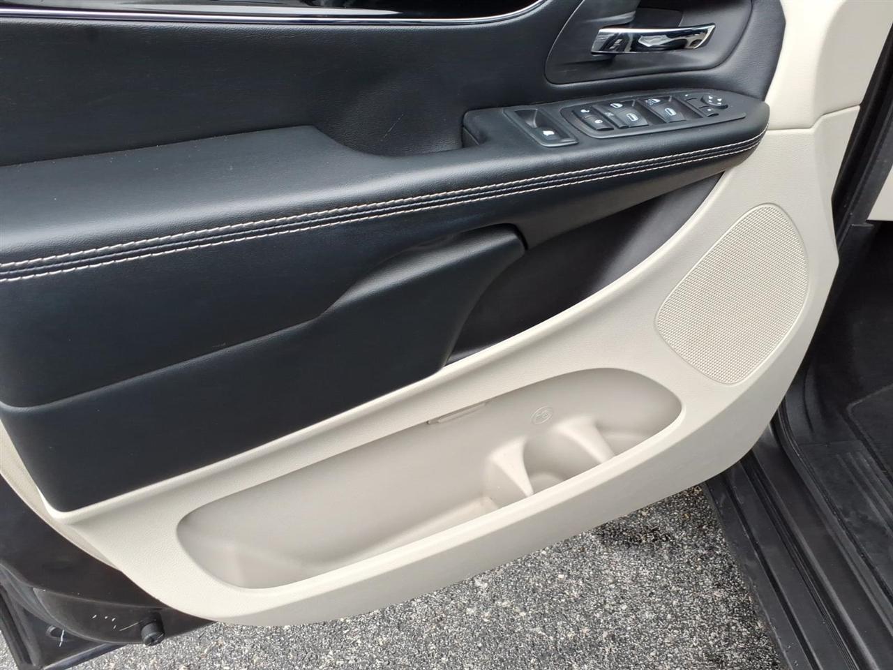Dodge Grand Caravan  2019