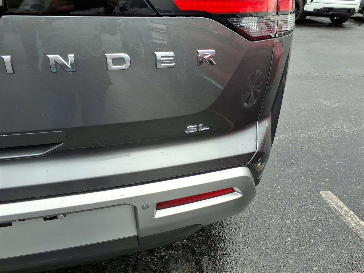 Nissan Pathfinder  2022