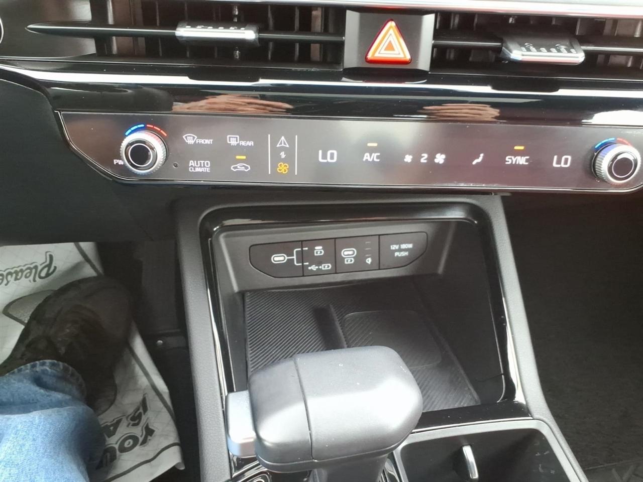 Kia K5  2025